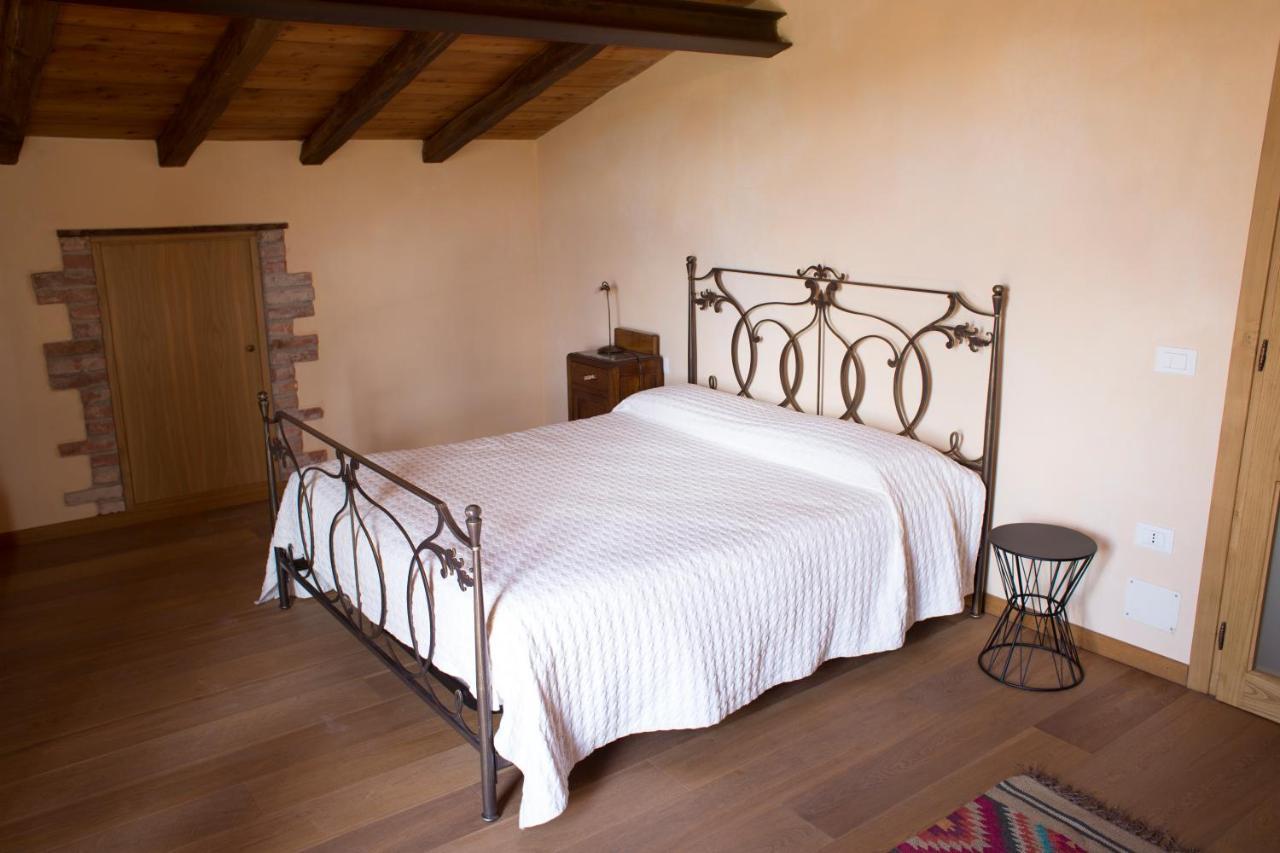 Agriturismo La Burlanda 포스디노보 외부 사진