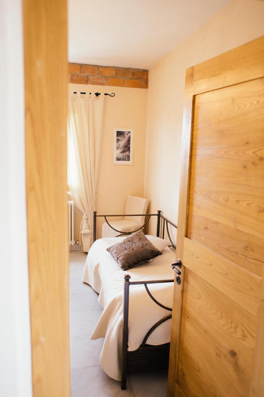 Agriturismo La Burlanda 포스디노보 외부 사진